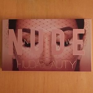 Huda Beauty The New Nude Pallet